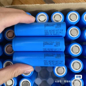 Samsung INR21700-50E 3.6V 5000mAh battery cell Product image: Samsung INR21700-50E 3.6V 5000mAh Battery Cell